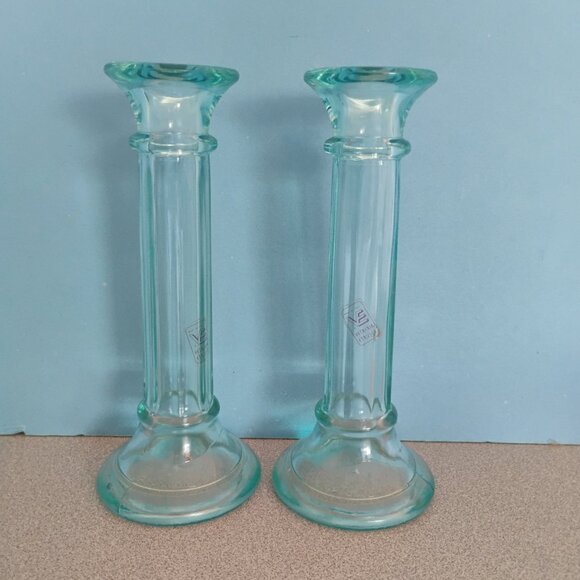 Vetraria Etrusca Recycled Glass Set of 2 Candlesticks, Bottle Green - Picture 2 of 5